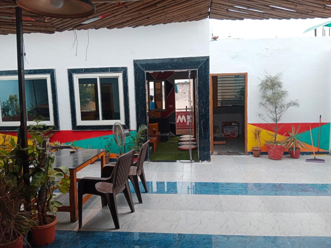 Bedweiser Backpackers Hostel Agra  Luaran gambar