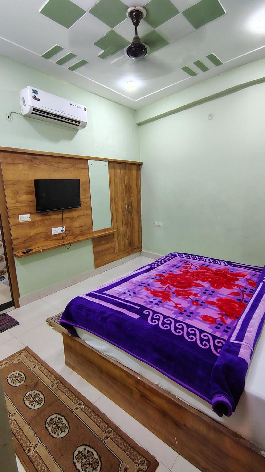 Bedweiser Backpackers Hostel Agra  Bilik gambar